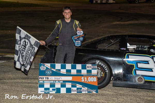 BRAUN BROTHERS FINISH 1-2 ON JOHNSON AND SONS PAVING REMEMBRANCE NIGHT AT SLINGER